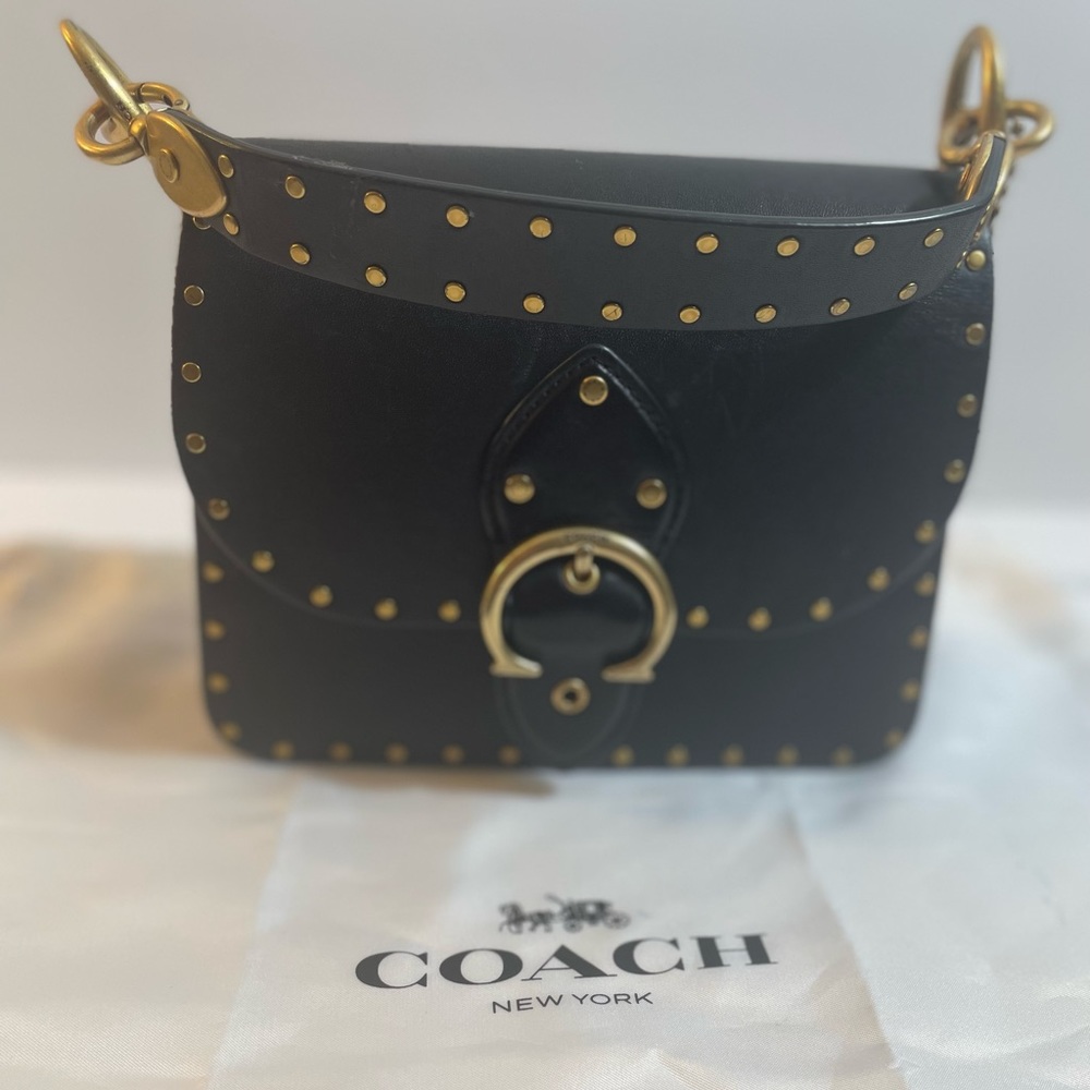 Crossbody Coach - Picture 12 of 16